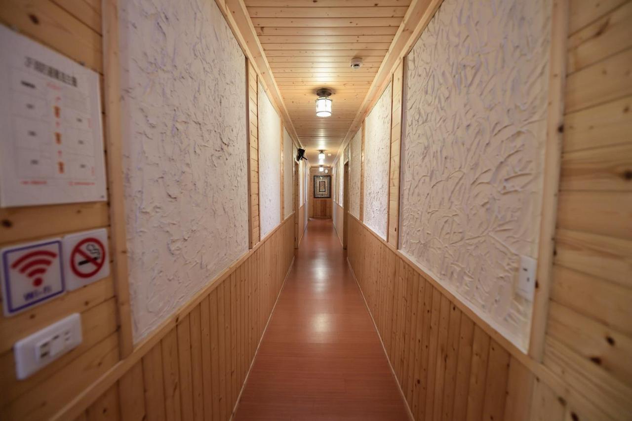 溪頭桂竹山莊民宿 Lugu Exteriör bild